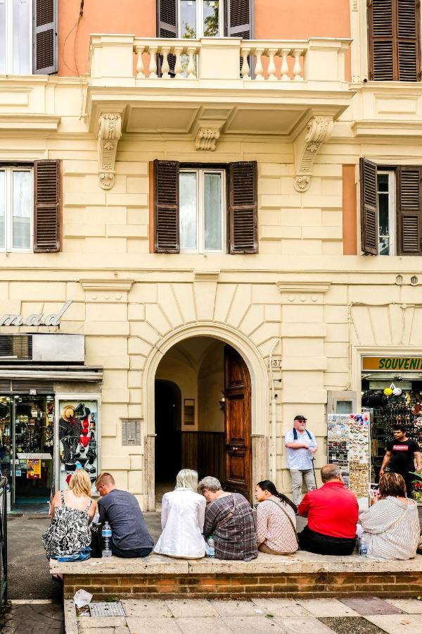 Family Apartment Near Vatican Museum Roma Exterior foto